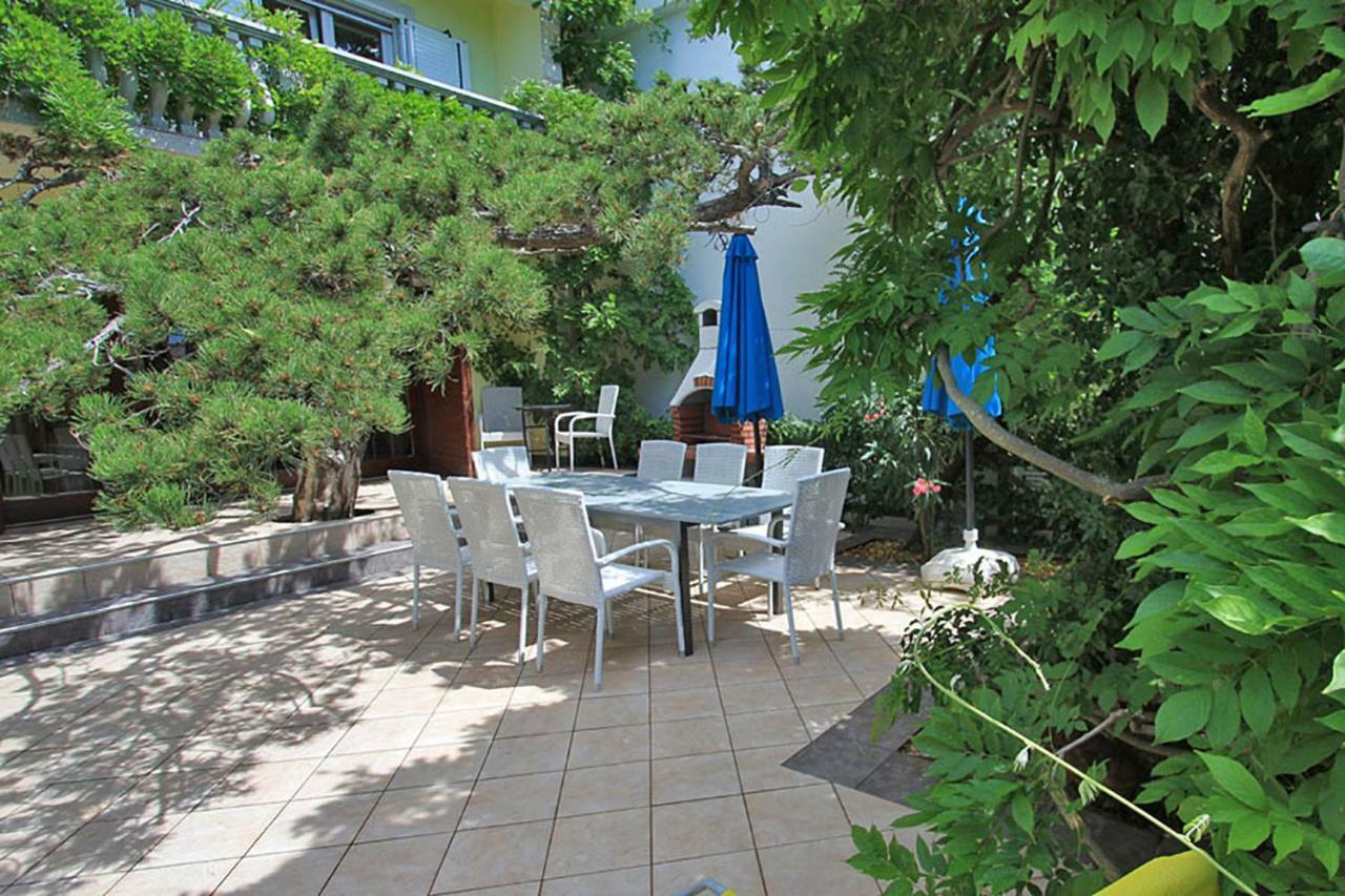 Apartment Christian Karlobag Ngoại thất bức ảnh